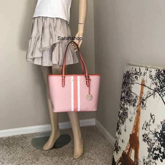 🌼Michael Kors Purse - Picture 6 of 13